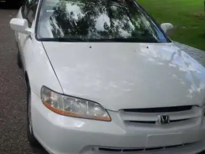 Honda accord 1999 blanco 