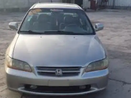 Honda accord 1999 ex 
