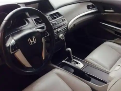 Honda accord 2008 silver EXL 