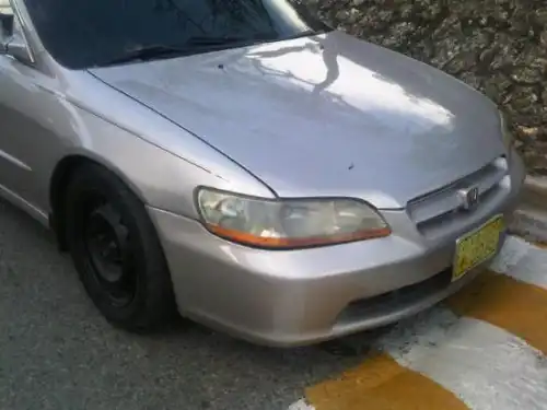 Honda accord 98 full V6