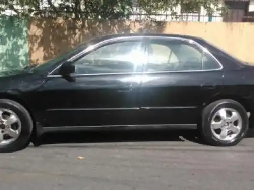 Honda accord 99