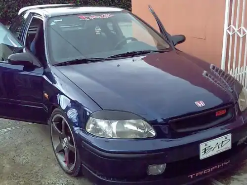 Honda civic 1998 hatchback, Azul 