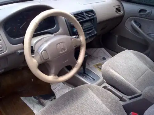 Honda civic 1999 americano 