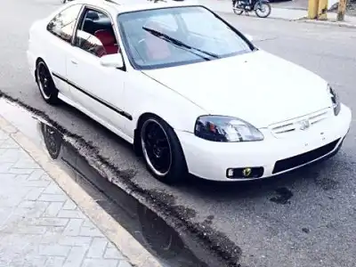 Honda civic 2000 blanco 