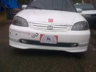 Honda civic 2002 blanco 