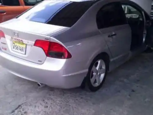Honda civic 2006 EX Full como nuevo 