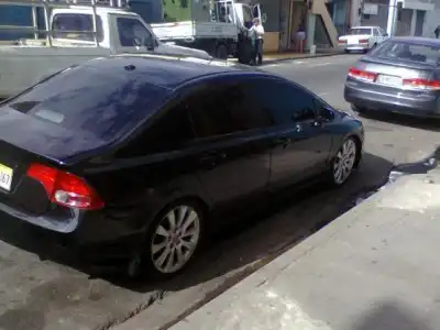 Honda civic 2007 negro 