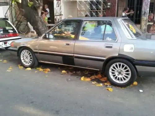 Honda civic 86 gris