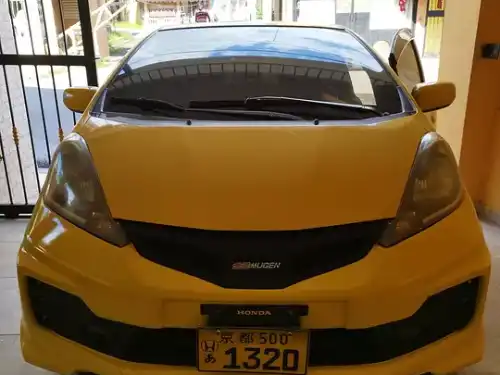 Honda fit 2013 nítida económico excelentes condiciones