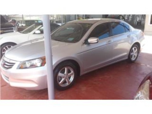 Honda Accord 2012 13k gris