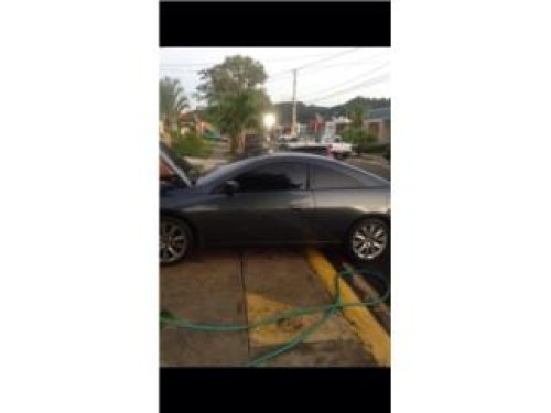 Honda accord cupe 2004 8800 Omo