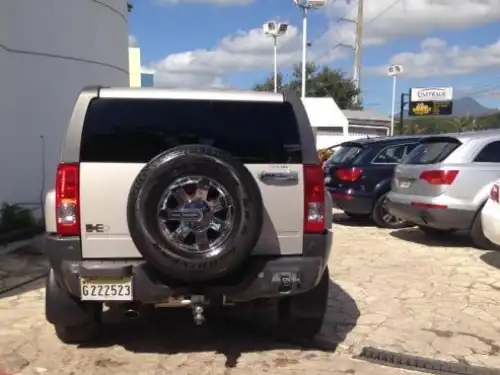 Hummer H32006