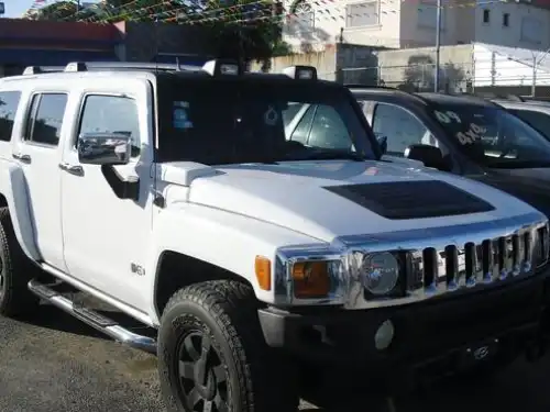 Hummer H32006