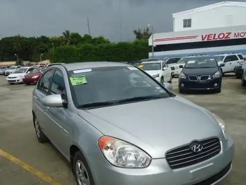 Hyundai Accent  2009