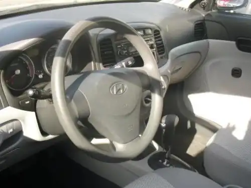 Hyundai Accent  2009