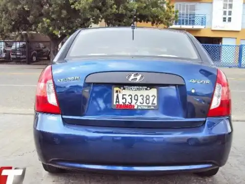 Hyundai Accent 2010