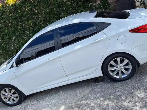 Hyundai Accent, 2015, 