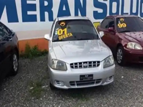 Hyundai Accent2001