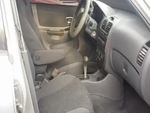 Hyundai Accent2001