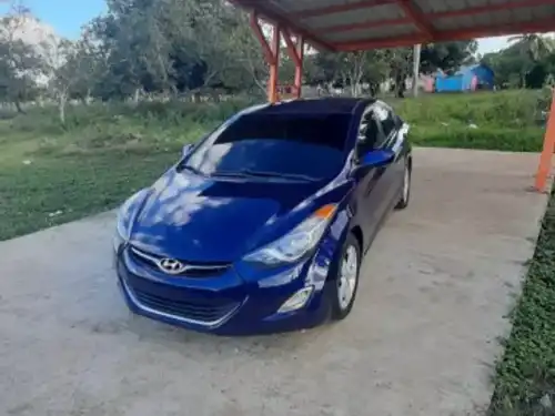 Hyundai Elantra 2012 