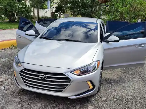 Hyundai Elantra 2018 SEL
