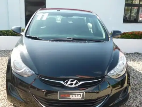 Hyundai Elantra GLS 2011