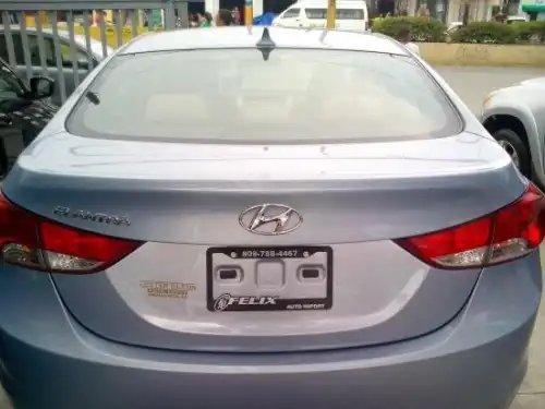 Hyundai Elantra2011