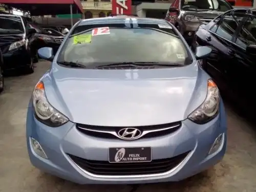 Hyundai Elantra2011