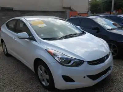 Hyundai Elantra2012