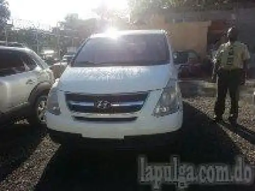Hyundai H 1  2011 Diesel 