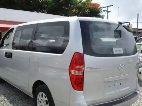 Hyundai H12008