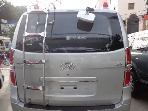 Hyundai H12008