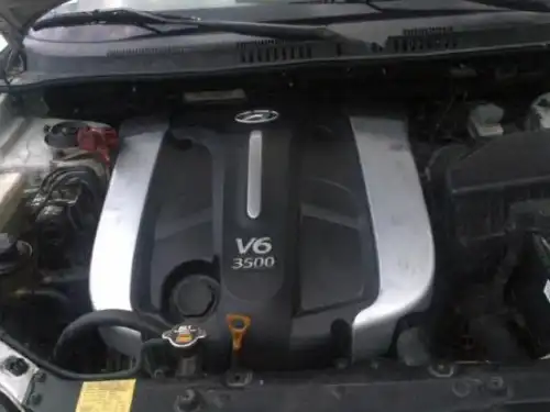 Hyundai Santa 2004 Fe Color Gris, Gasolinia y GNV 