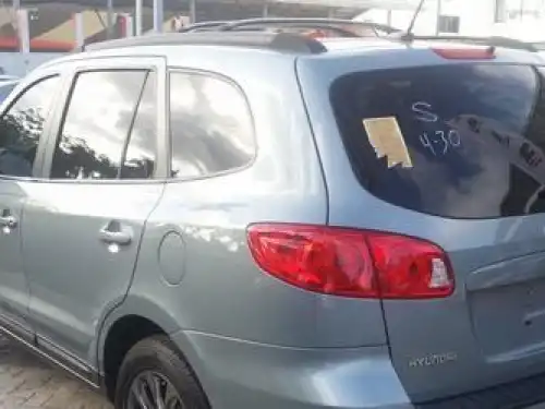 Hyundai Santa Fe  2009