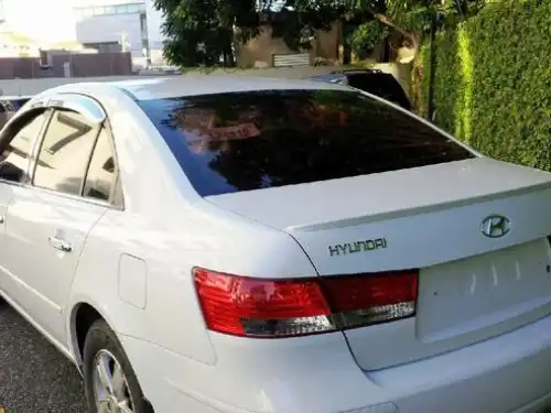 Hyundai Sonata  2009
