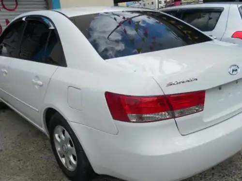 Hyundai Sonata  2009
