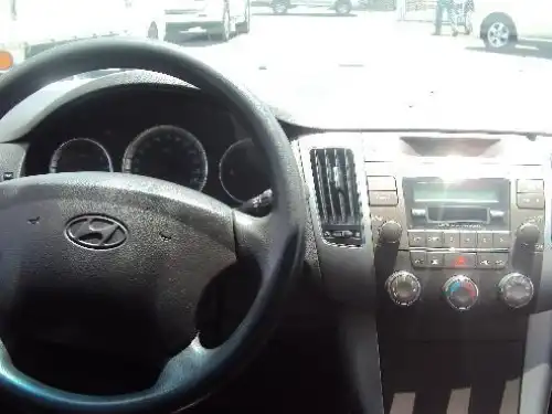 Hyundai Sonata  2009