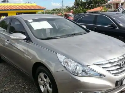 Hyundai Sonata  2010