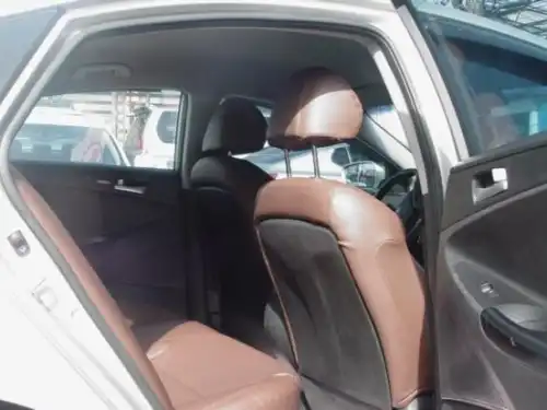 Hyundai Sonata Y-20 2010