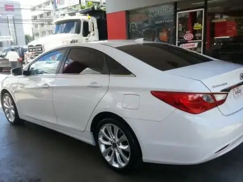 Hyundai Sonata Y-20 2011