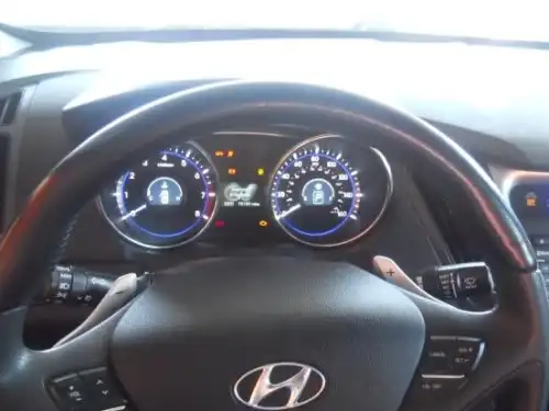 Hyundai Sonata Y-20 2011