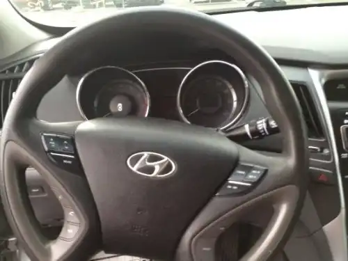 Hyundai Sonata2011