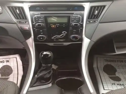 Hyundai Sonata2011