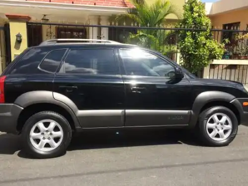 Hyundai Tucson 2005 Color Negro 