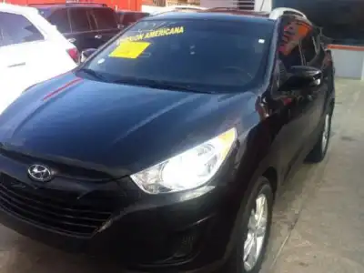 Hyundai Tucson 2011 GLS Negra Ver Americana Aros 