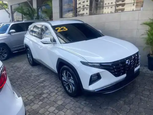 Hyundai Tucson 2023 nueva 195,000 de inicial baja tasa 