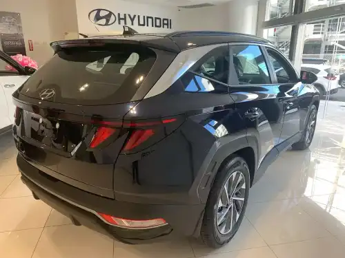 Hyundai Tucson 2024 2WD Semifull