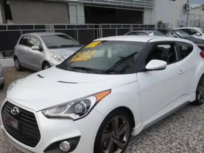 Hyundai Veloster2013