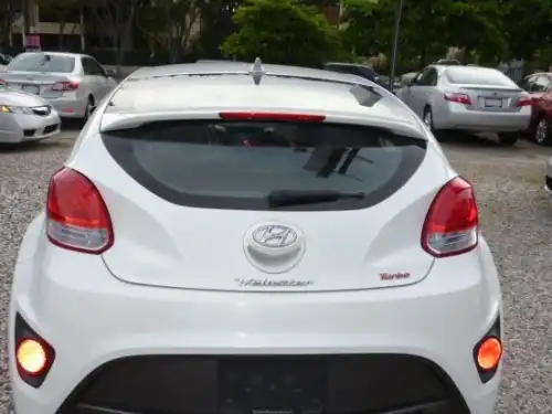 Hyundai Veloster2013
