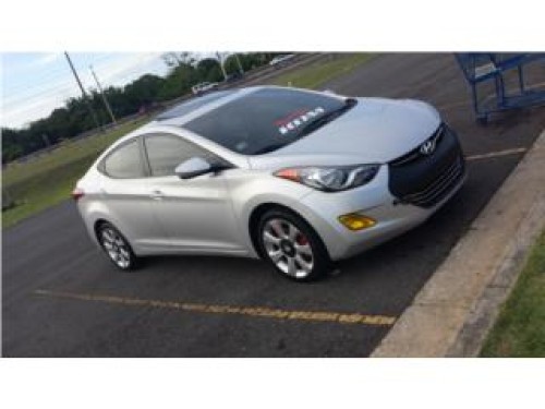 Hyundai Elantra Limited 2013 $700